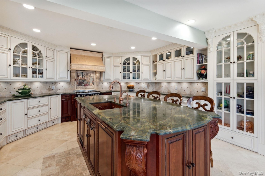 13 Seatuck Lane - Photo 18
