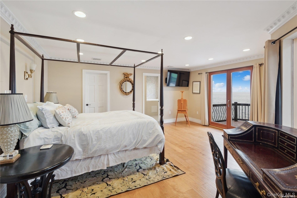 13 Seatuck Lane - Photo 24