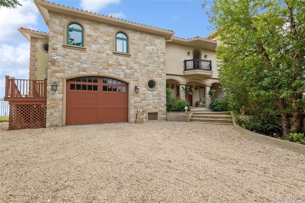 13 Seatuck Lane - Photo 28