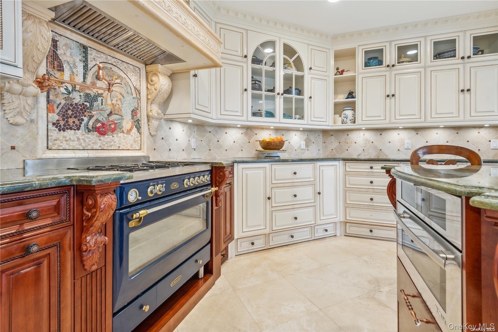 13 Seatuck Lane - Photo 17
