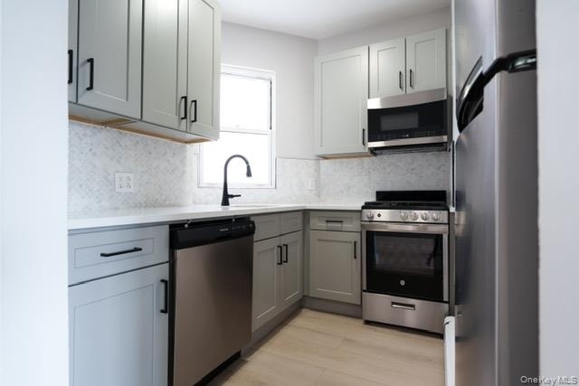 450 E Park Avenue - Photo 2