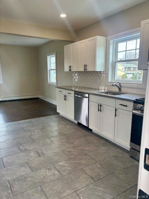 1026 Glen Cove Avenue - Photo 2