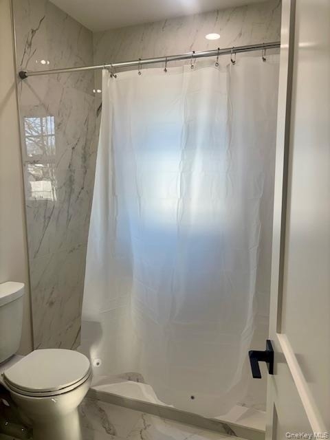 1026 Glen Cove Avenue - Photo 7