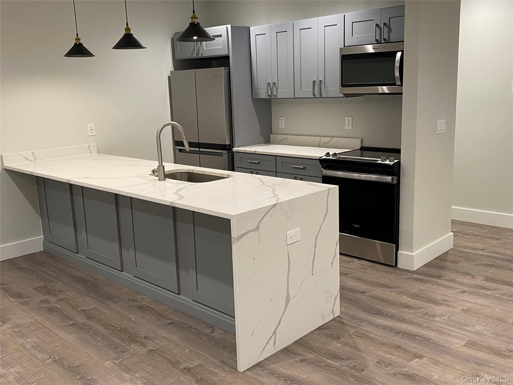 530 N Main Street - Photo 3