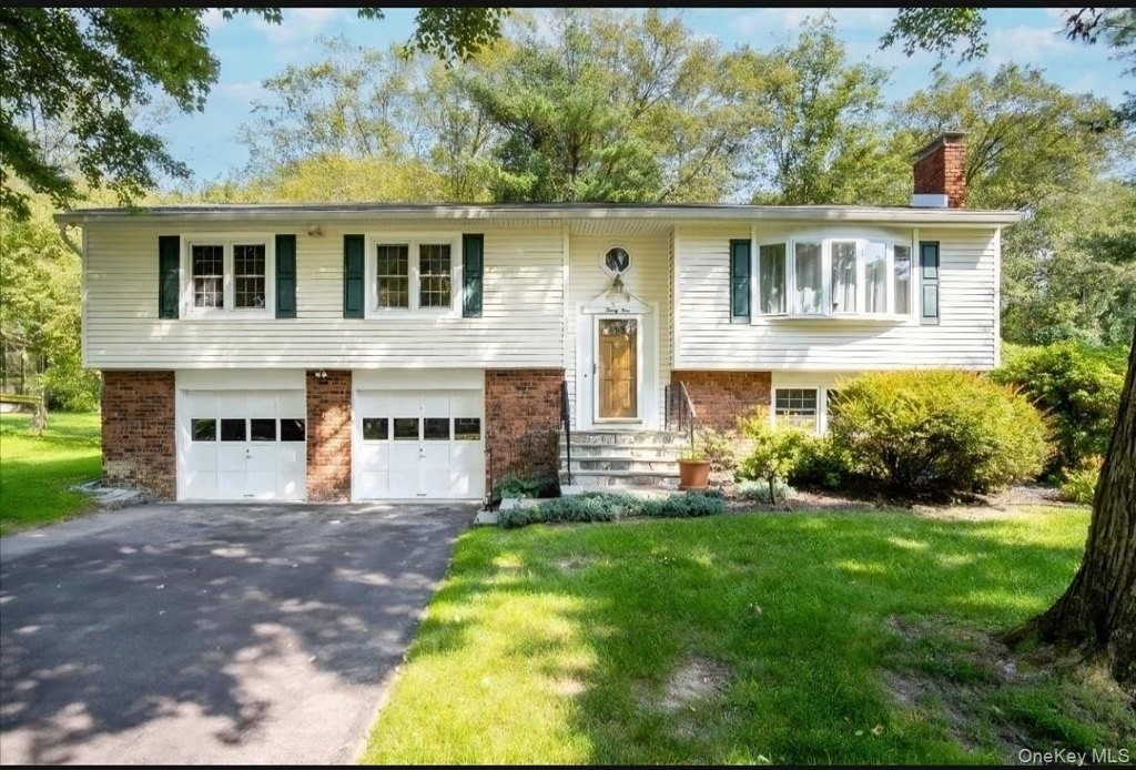 29 Carriage Hill Lane - Photo 0