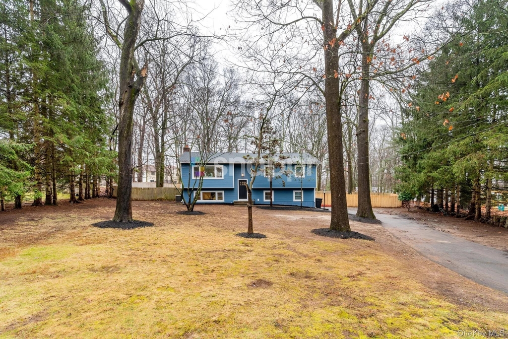 9 E Stemmer Lane - Photo 0