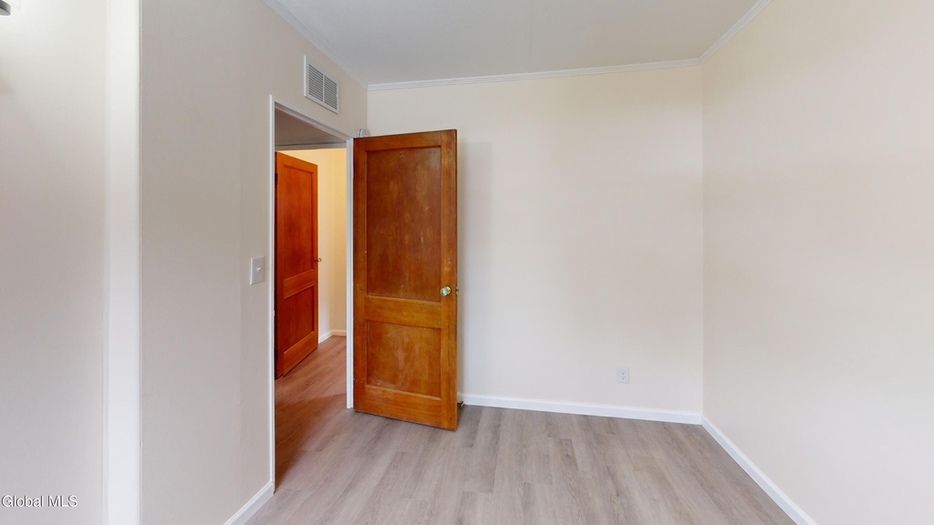 13 Hawley Avenue - Photo 14