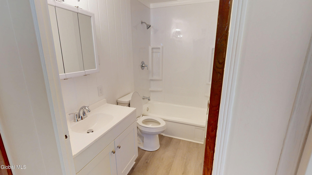 13 Hawley Avenue - Photo 7