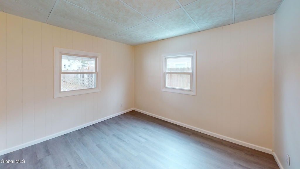 13 Hawley Avenue - Photo 12