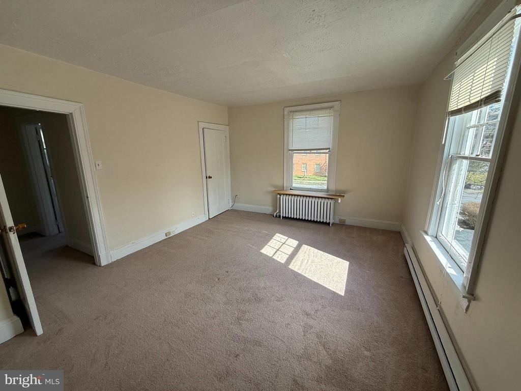 21 Stewart Street S - Photo 6