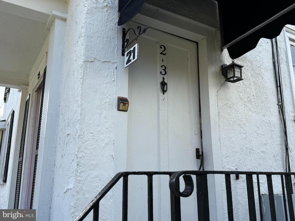 21 Stewart Street S - Photo 3