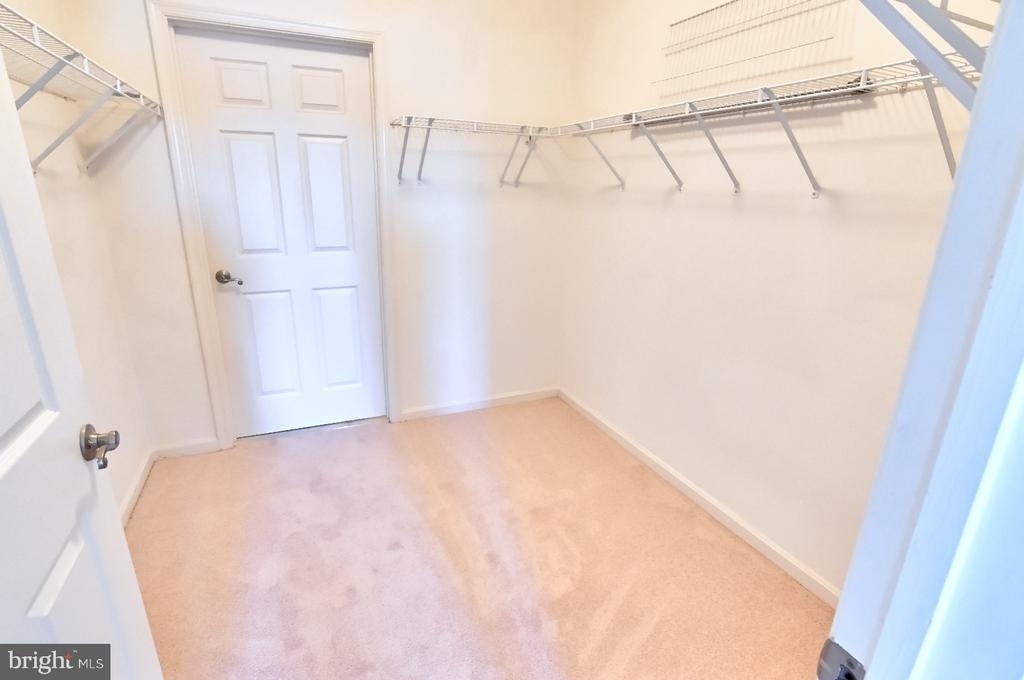 21216 Mcfadden Square - Photo 21