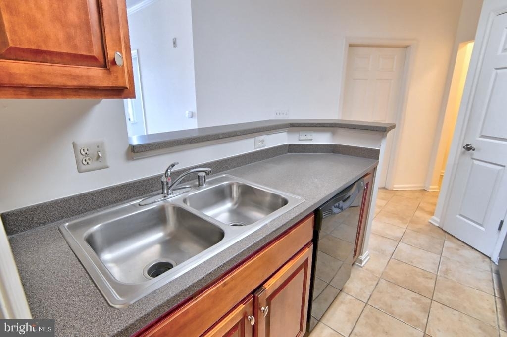 21216 Mcfadden Square - Photo 12