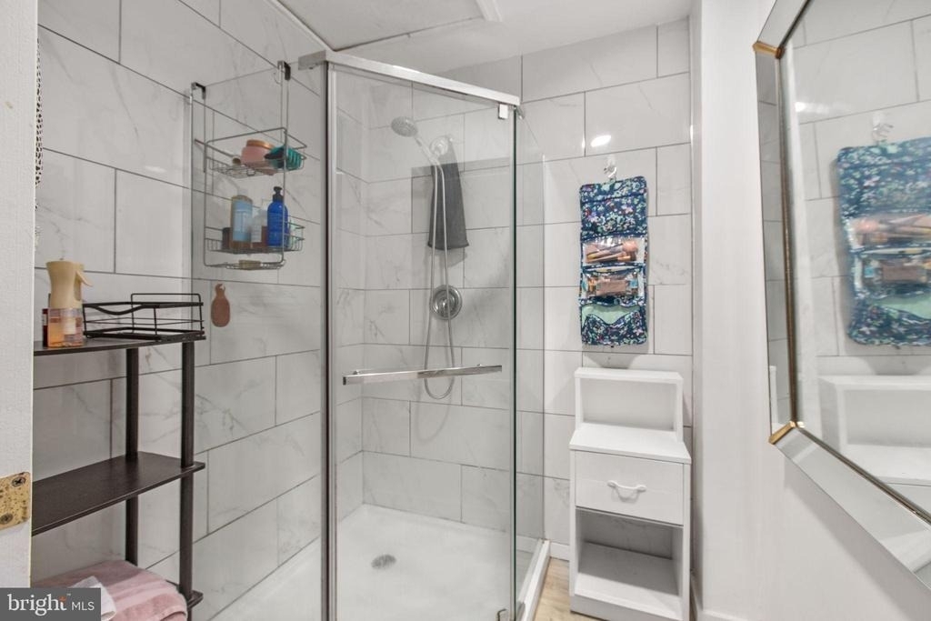 809 Caroline Street - Photo 10