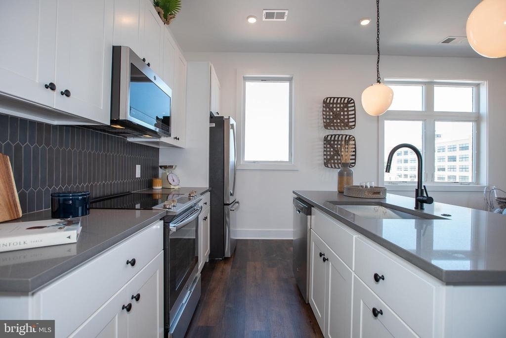 2940 W Thompson Street - Photo 37