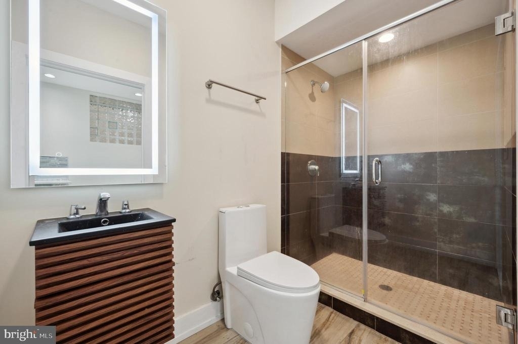 2024 E Fletcher Street - Photo 10