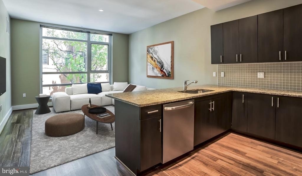 521 S Broad Street - Photo 12