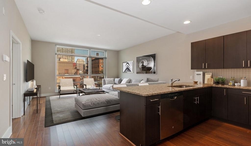 521 S Broad Street - Photo 15
