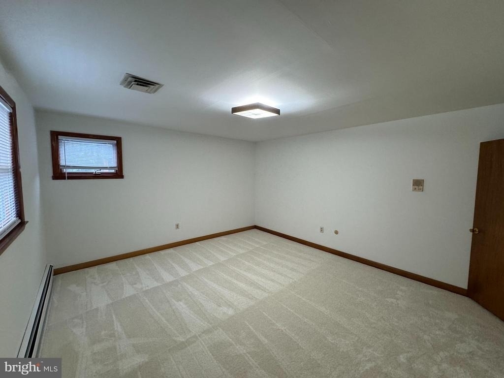 1305 Hawthorne Lane - Photo 18