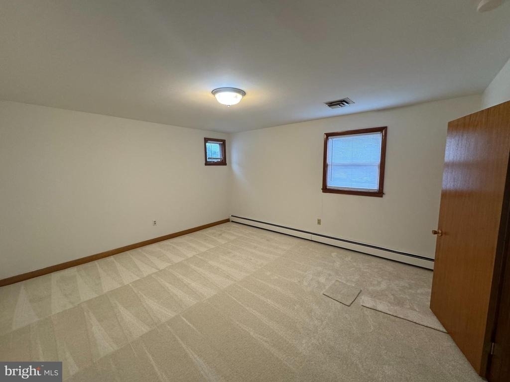 1305 Hawthorne Lane - Photo 16