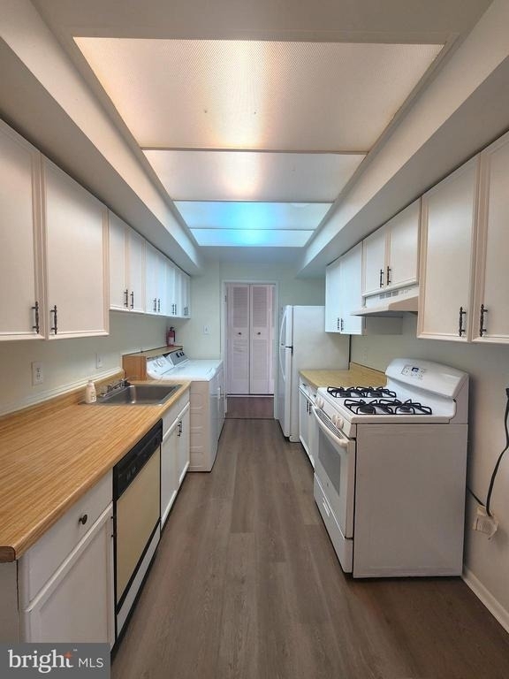 10244 Prince Place - Photo 12