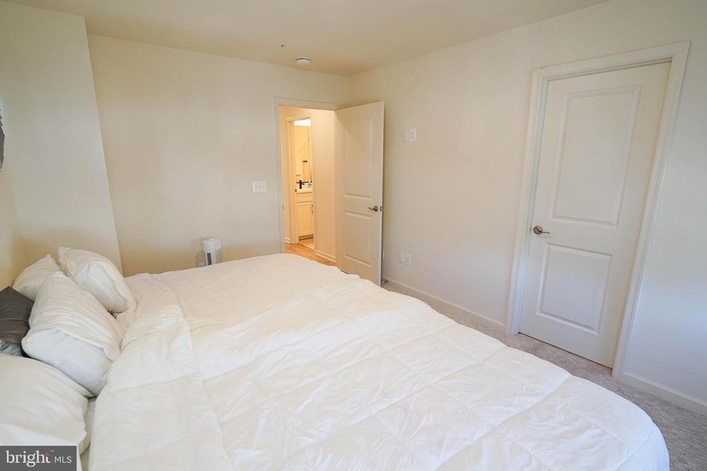 414 Waterfield Court - Photo 35