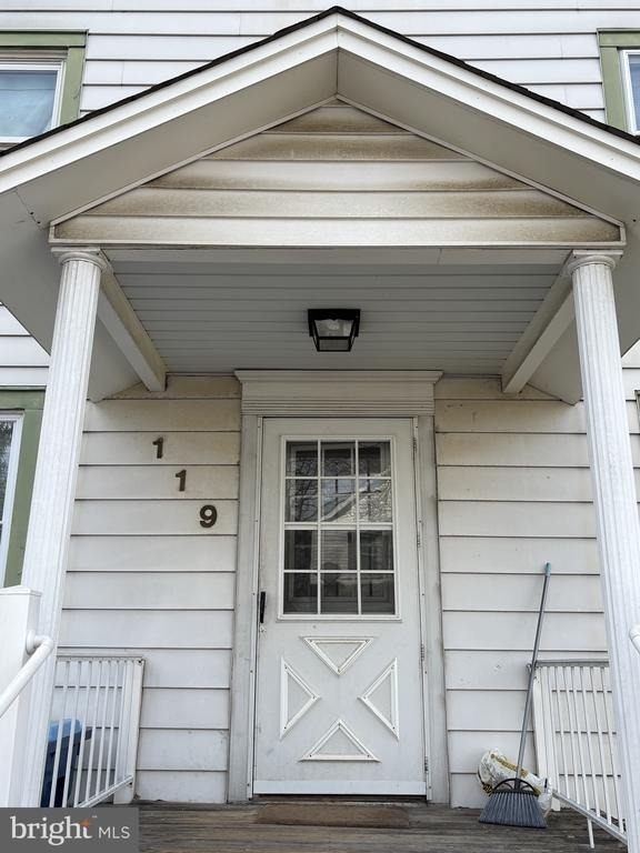 119 Maffitt Street - Photo 10