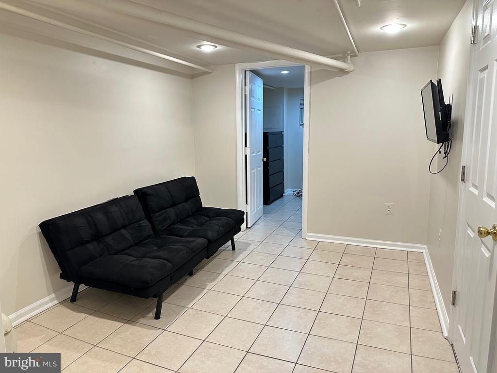 3626 12th Street Ne - Photo 1
