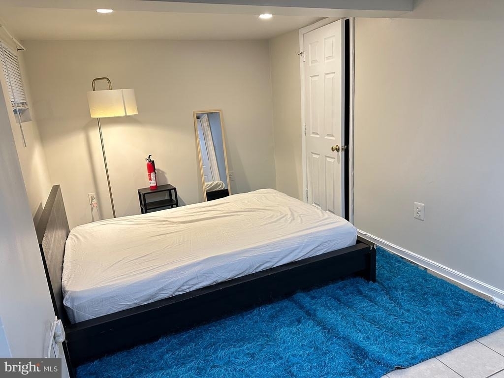 3626 12th Street Ne - Photo 4