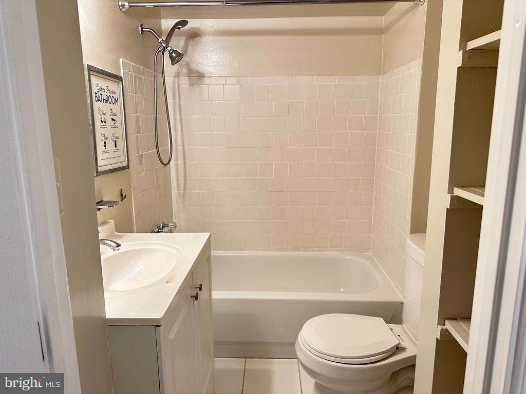 3626 12th Street Ne - Photo 8