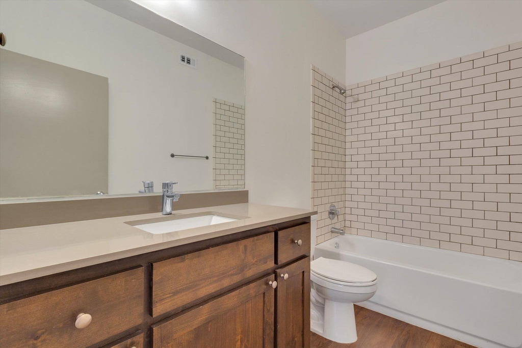1011 N Lbj Dr - Photo 8