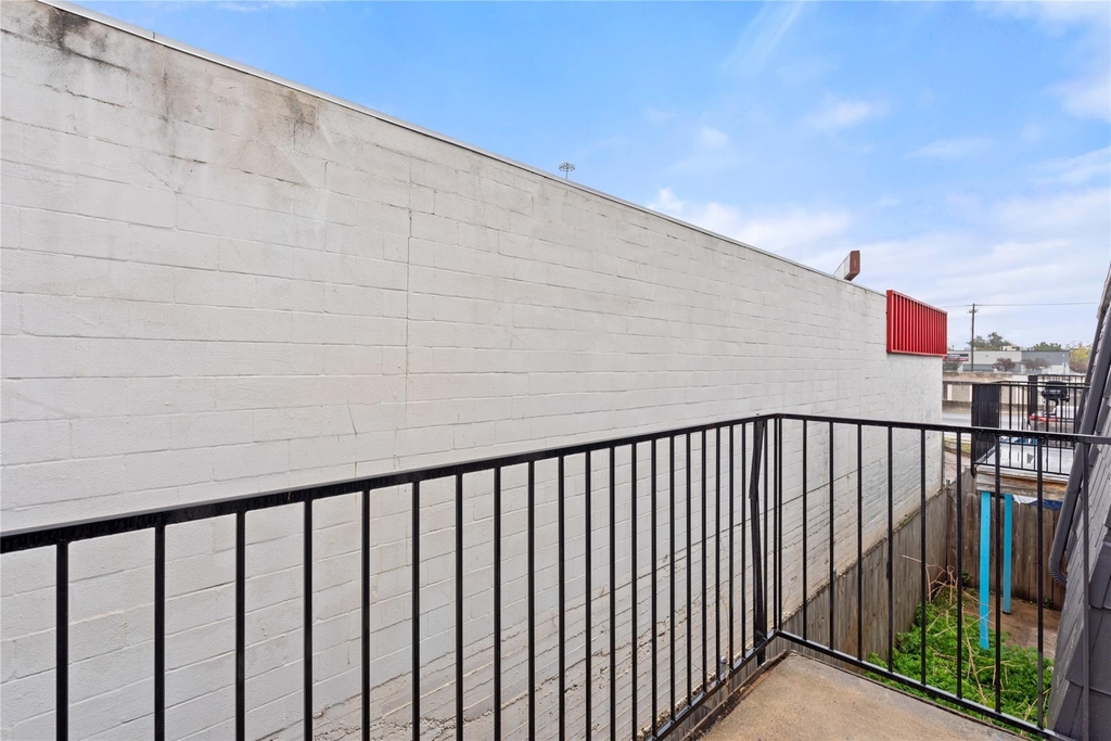 1301 W Ben White Blvd - Photo 21