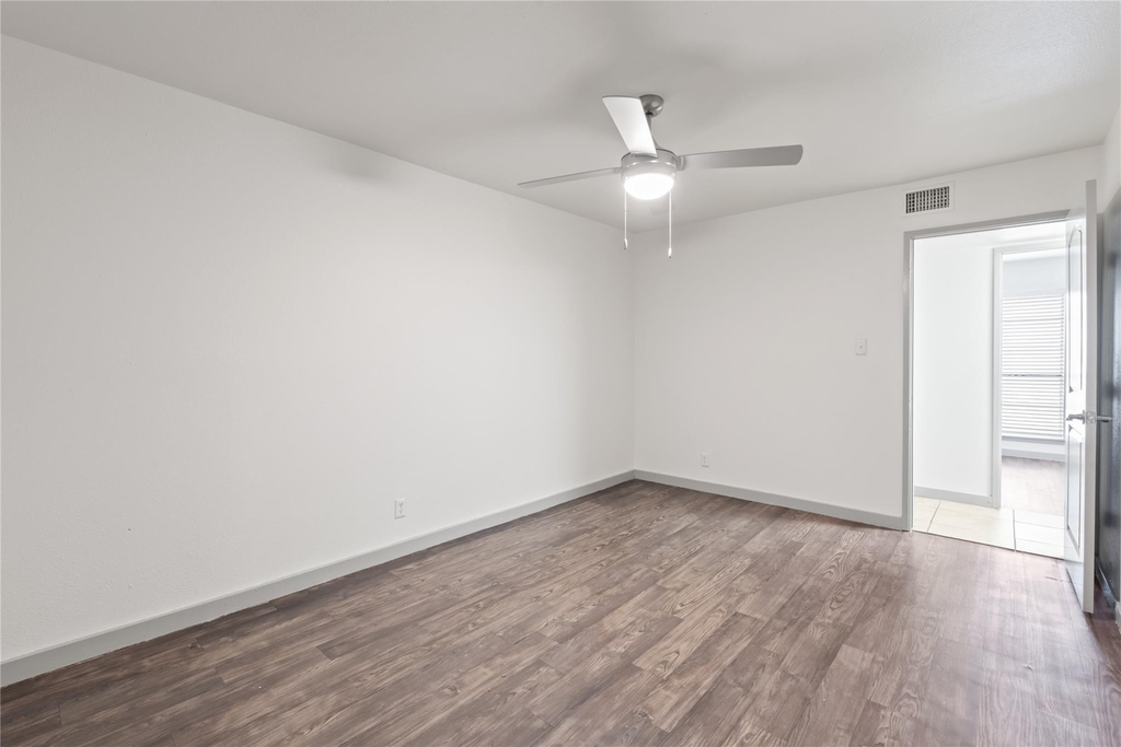 1301 W Ben White Blvd - Photo 15