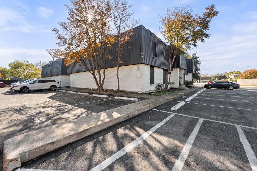 1720 Wooten Park Dr - Photo 11
