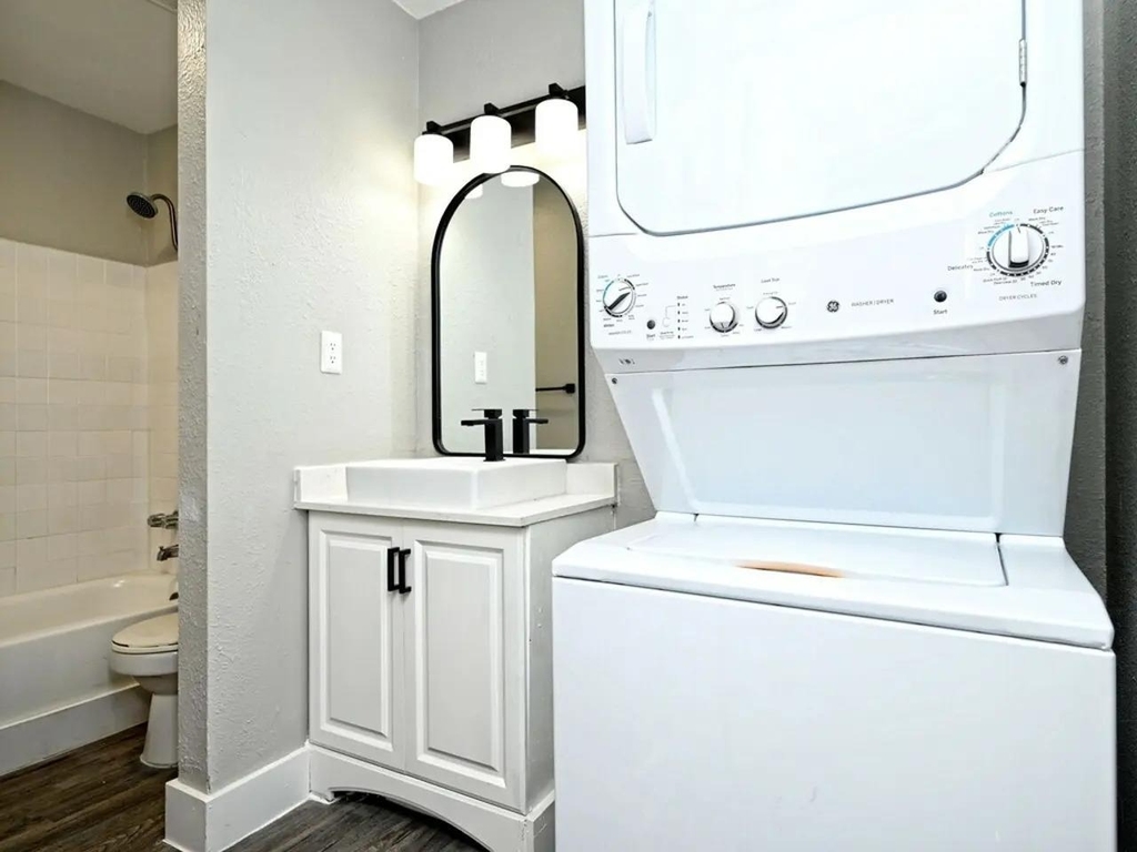 1720 Wooten Park Dr - Photo 18
