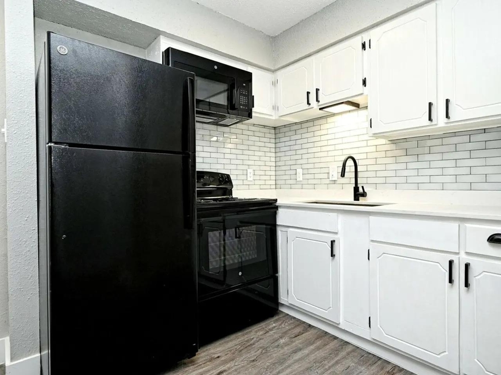 1720 Wooten Park Dr - Photo 21