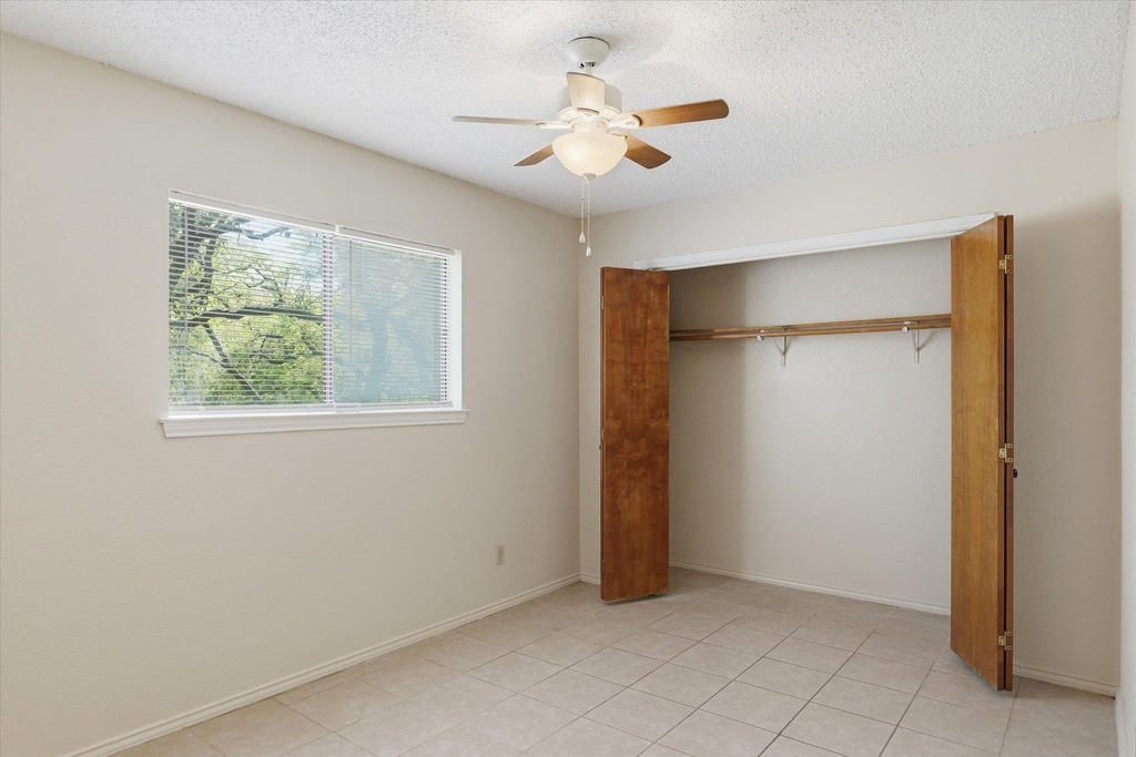 405 Whitetail Dr - Photo 11