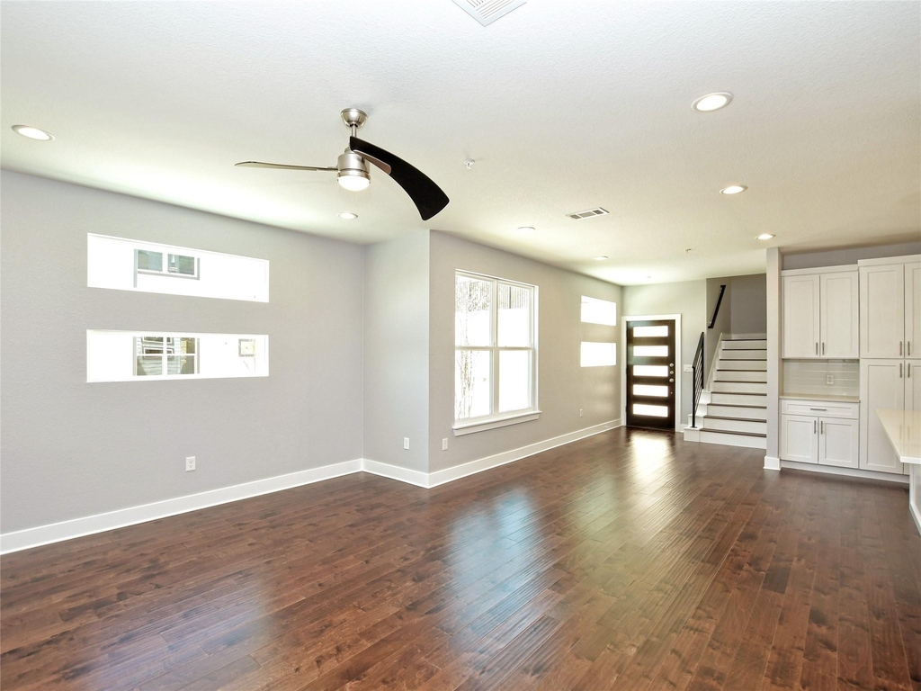 1130 Lott Ave - Photo 5