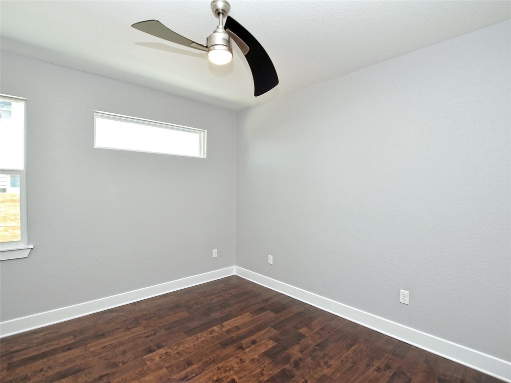 1130 Lott Ave - Photo 25