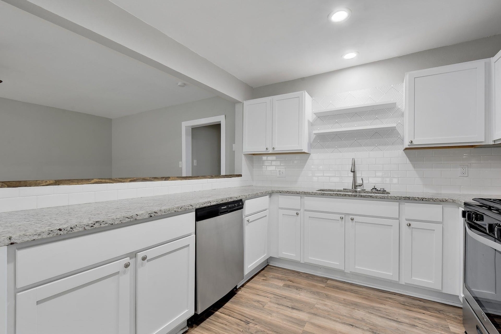 6301 Arnold Dr - Photo 9