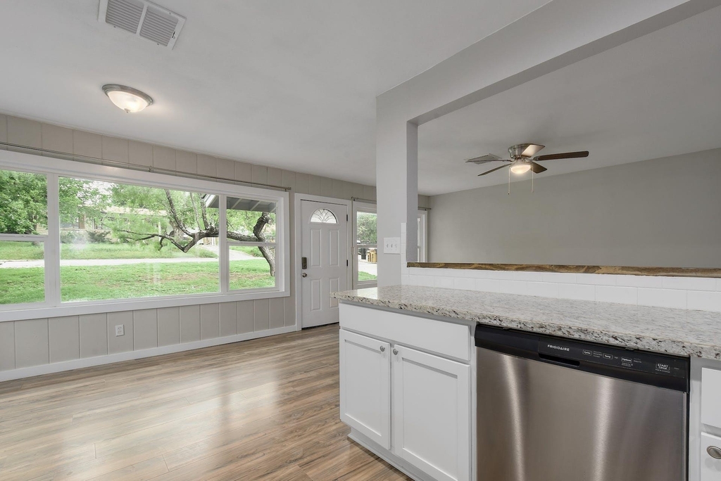 6301 Arnold Dr - Photo 11