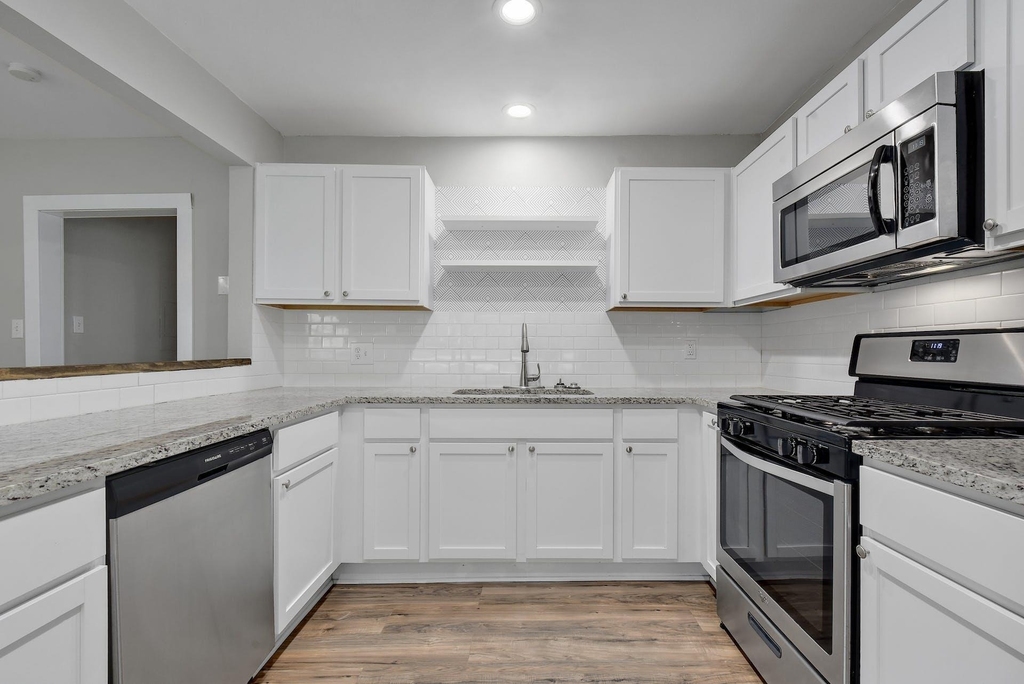 6301 Arnold Dr - Photo 8