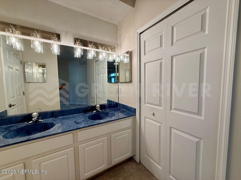 204 Augusta Circle - Photo 16
