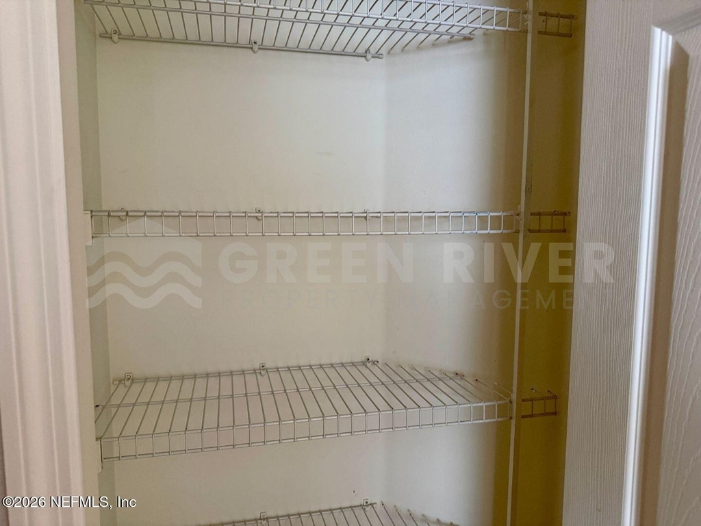 204 Augusta Circle - Photo 6