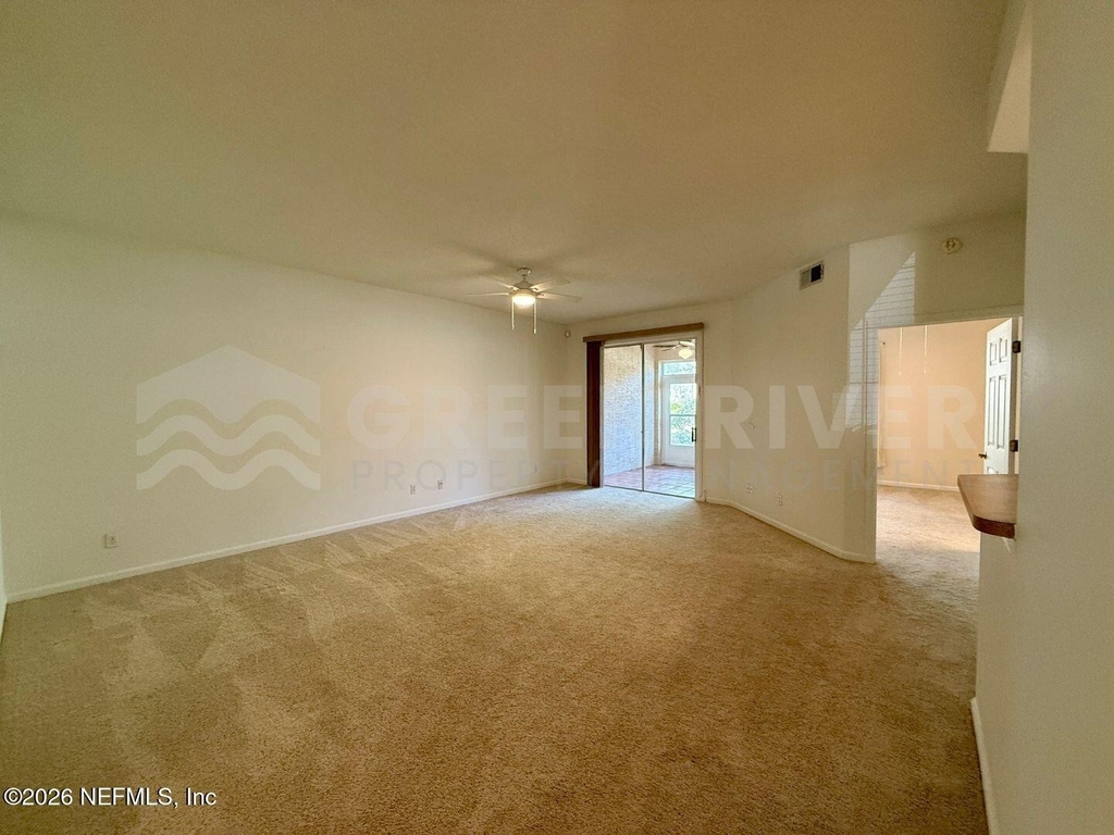 204 Augusta Circle - Photo 7
