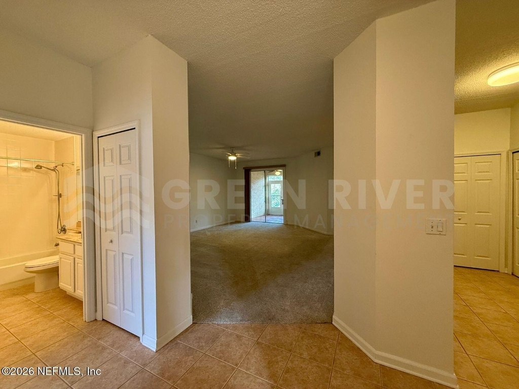 204 Augusta Circle - Photo 5