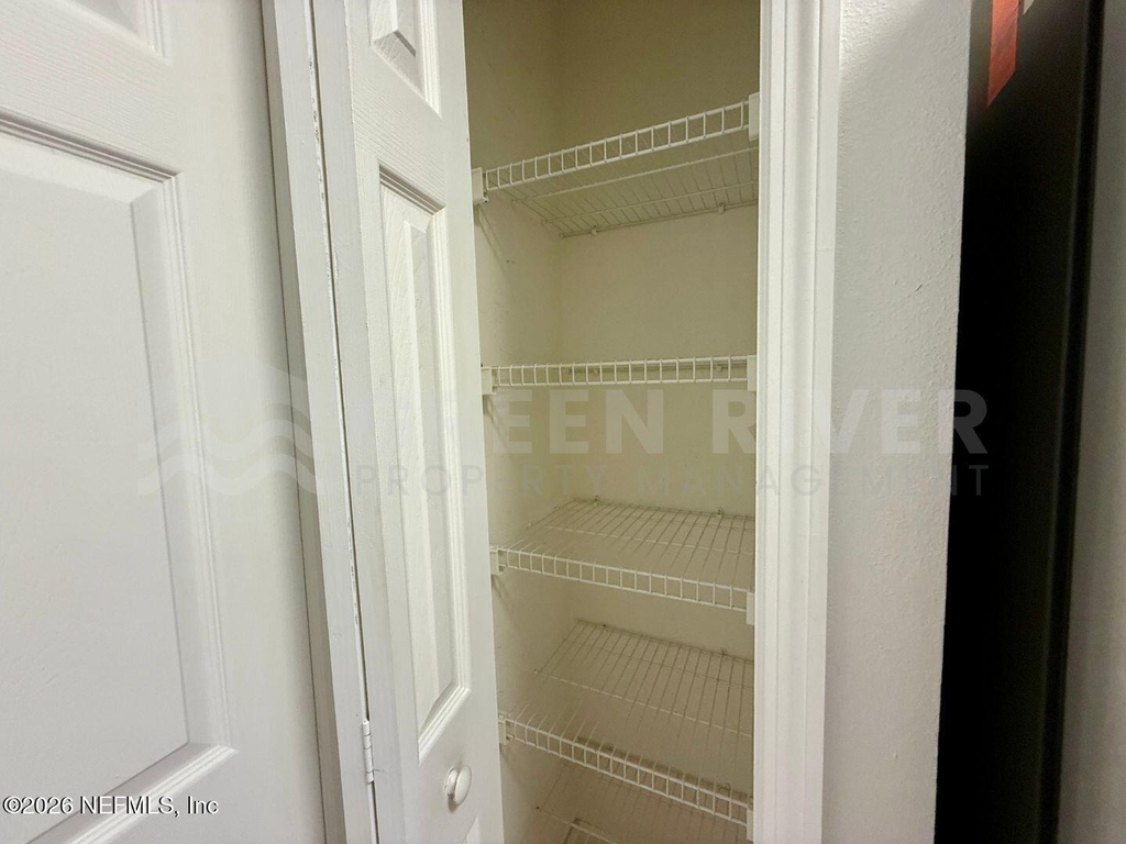204 Augusta Circle - Photo 12