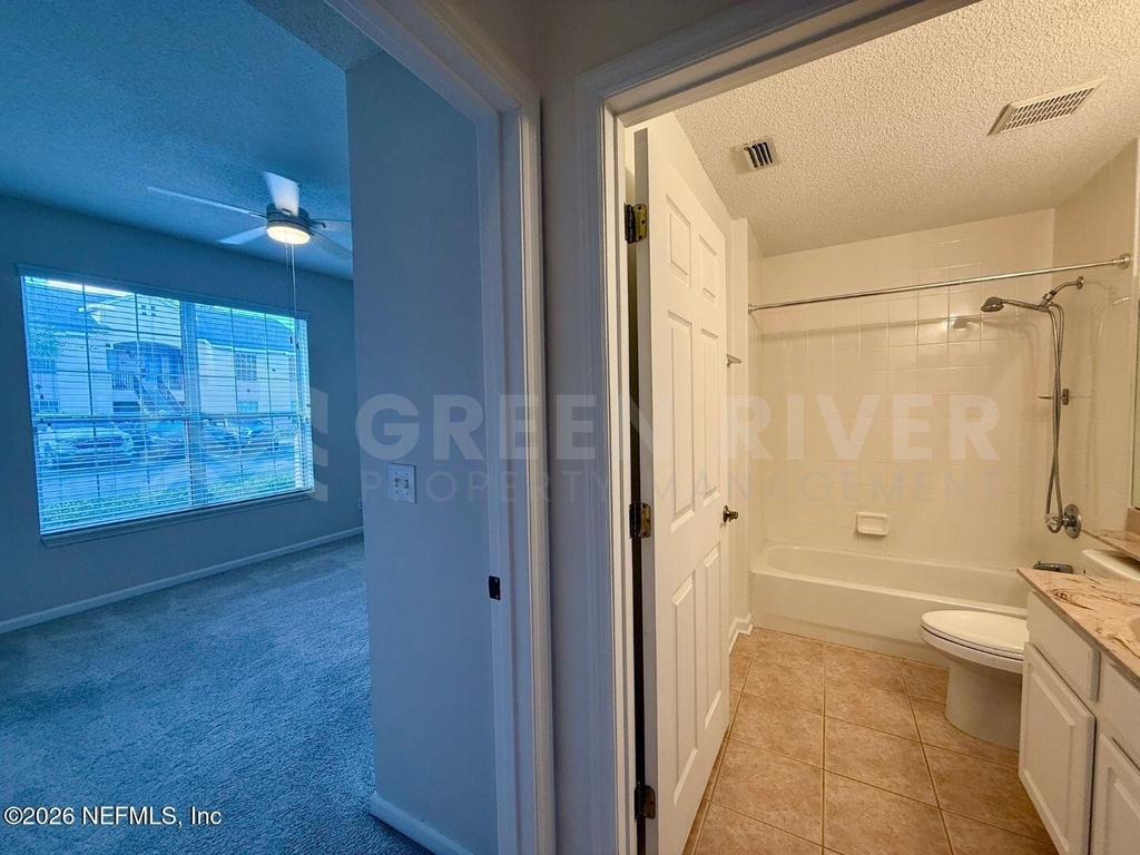 204 Augusta Circle - Photo 18