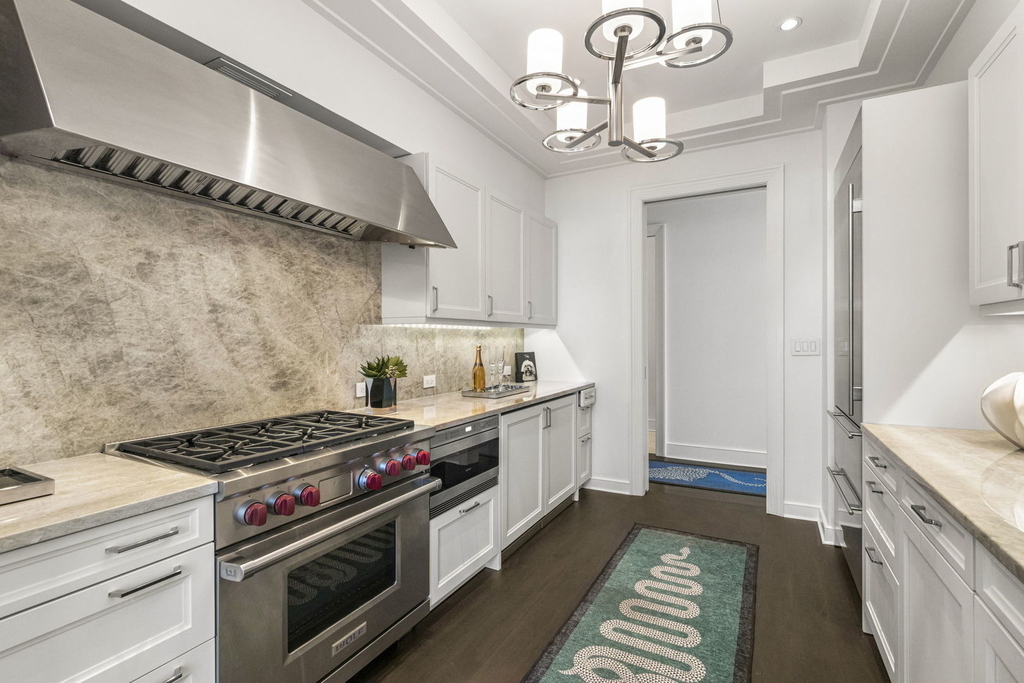 118 E Erie Street - Photo 7