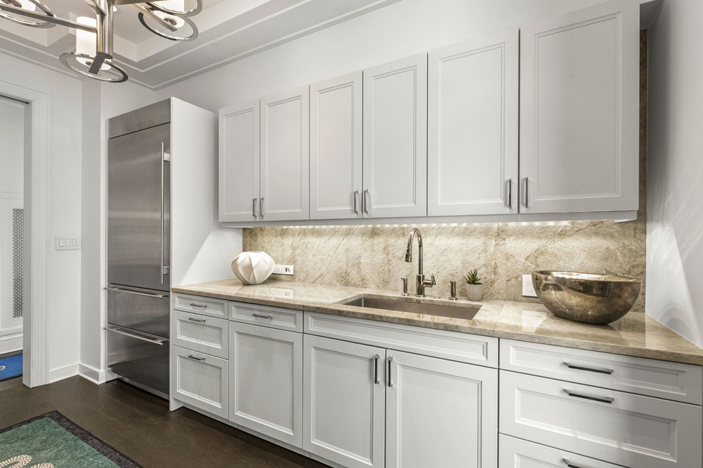 118 E Erie Street - Photo 8